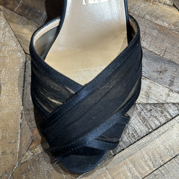 Christian Louboutin black chiffon mauresmo Slingbacks US size 7.5 - Picture 4 of 13